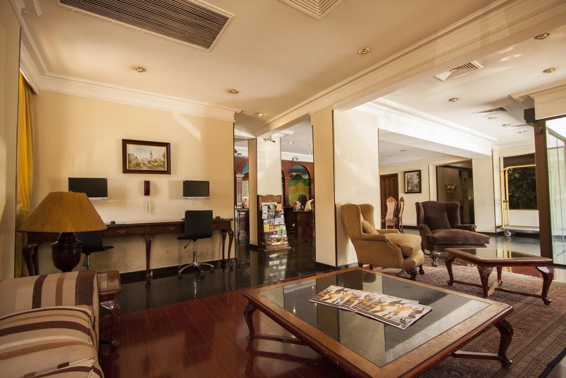 Principado De Asturias Hotel Santiago Exterior photo