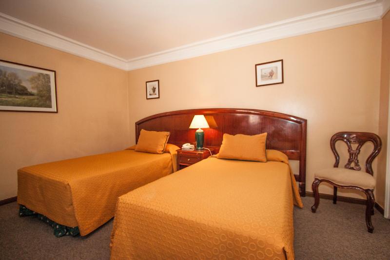 Principado De Asturias Hotel Santiago Exterior photo